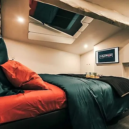 מלון אהבה Playroom Avec Salle De Jeux Pour Adultes Et Lit A Eau Chauffant בורדו